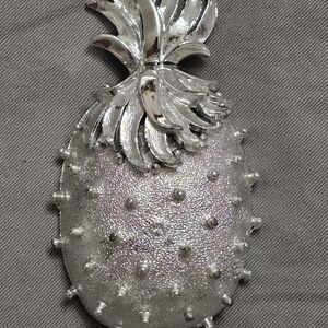 Elegant Silver Pineapple Pendant